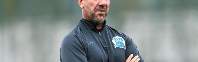 新2网址平台注册登录-范加斯特：满意蒂亚戈表现 希望保持良性竞争氛围