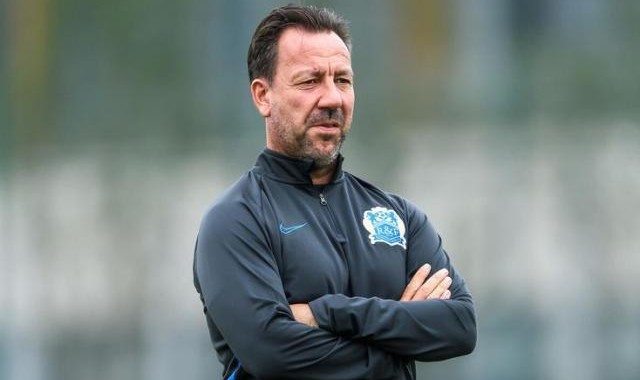 新2网址平台注册登录-范加斯特：满意蒂亚戈表现 希望保持良性竞争氛围