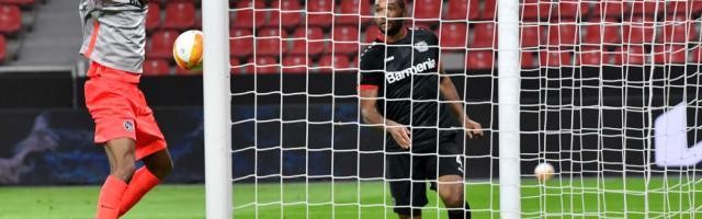 新2网址-秦游夏：德国门将后继乏人，练脚法真比练扑救重要？