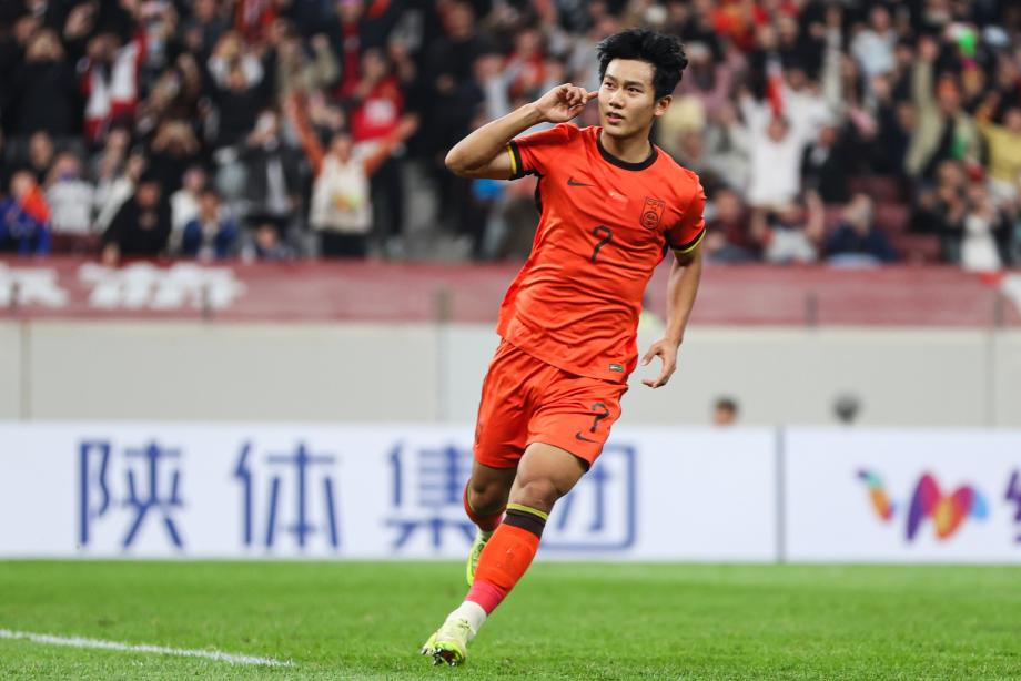 [图]李新翔造点向余望点射绝平 U23国足1-1战平朝鲜